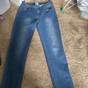 Does not have a stretch to it